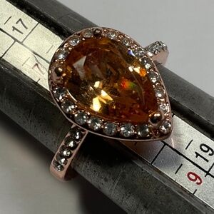 Sterling Silver gold tone Ring with Pearl shape stone & clear stones. Size 7.75